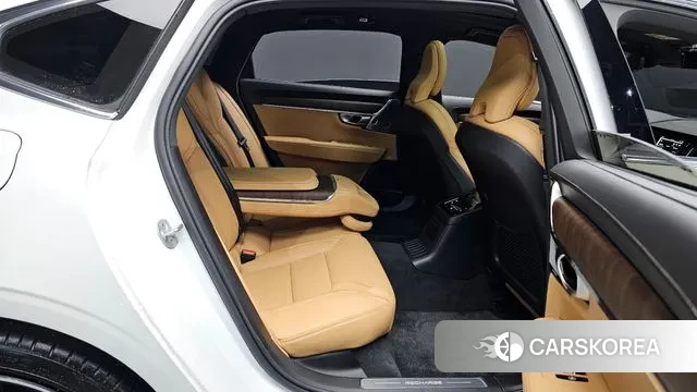 Volvo S90 2024 Белый из Кореи, фото 3