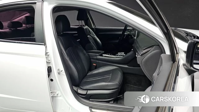 Hyundai Sonata (DN8) 2020 Белый из Кореи, фото 3