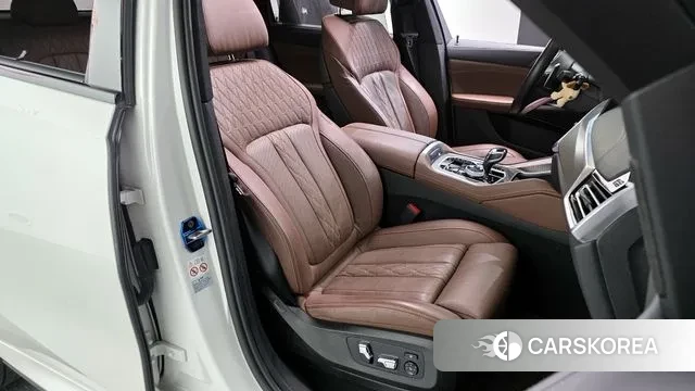 BMW X6 (G06) 2022 Белый из Кореи, фото 3