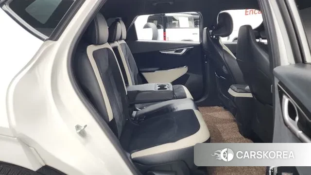 Kia EV6 2021 Белый из Кореи, фото 3