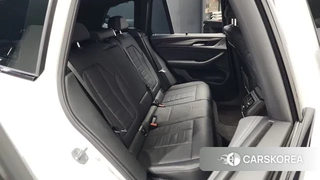 BMW X3 (G01) 2024 Белый из Кореи, фото 3