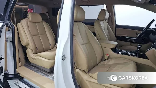 Kia The New Carnival 2019 Белый из Кореи, фото 3