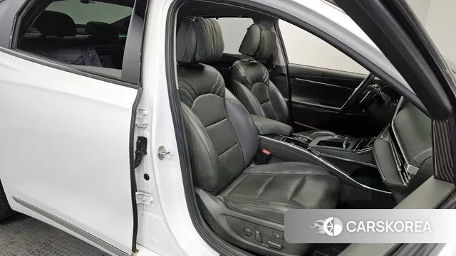 Hyundai The New Grandeur IG Hybrid 2020 Белый из Кореи, фото 3