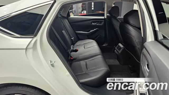 Honda Accord 11th Generation 2023 Белый из Кореи, фото 3