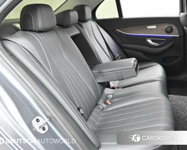 Mercedes-Benz E-Class W213 2019 Серый из Кореи, фото 3