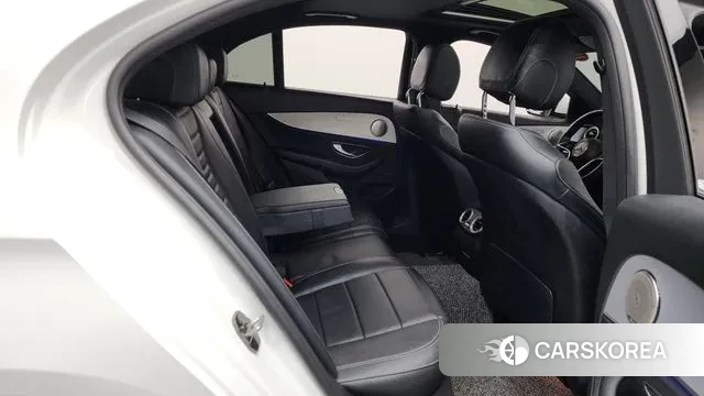 Mercedes-Benz E-Class W213 2020 Белый из Кореи, фото 3