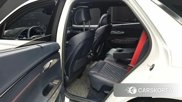 Genesis GV70 2022 Белый из Кореи, фото 3