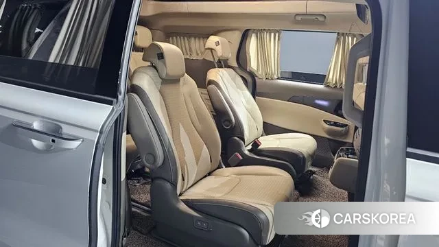 Kia Carnival 4th generation 2023 Белый из Кореи, фото 3
