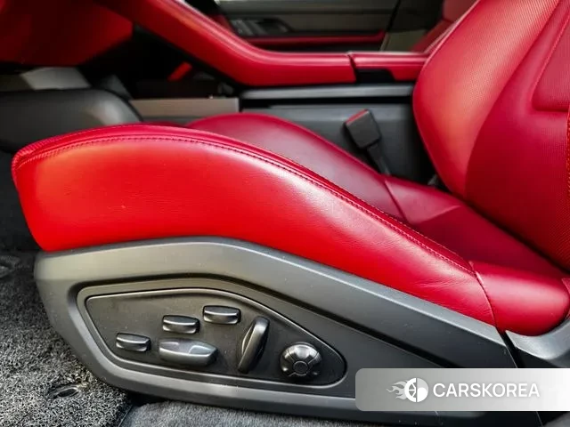 Porsche Taycan 2023 Белый из Кореи, фото 3