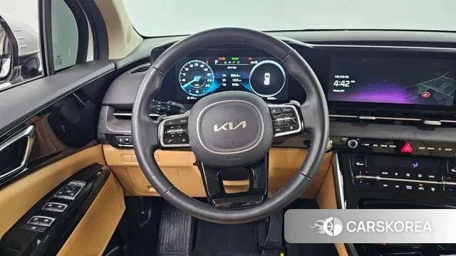 Kia Carnival 4th generation 2023 Белый из Кореи, фото 3