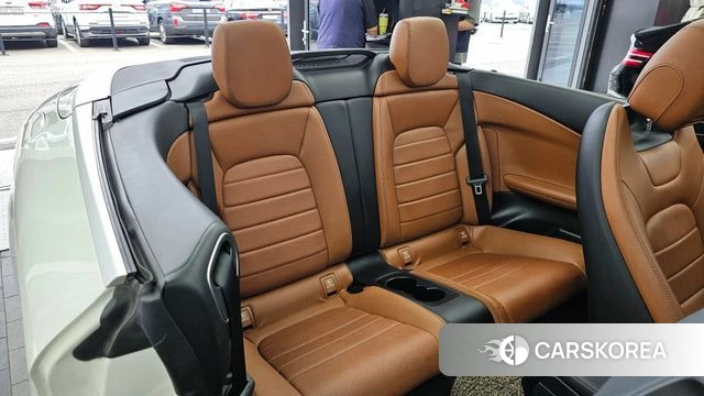 Mercedes-Benz C-Class W205 2018 Белый из Кореи, фото 3