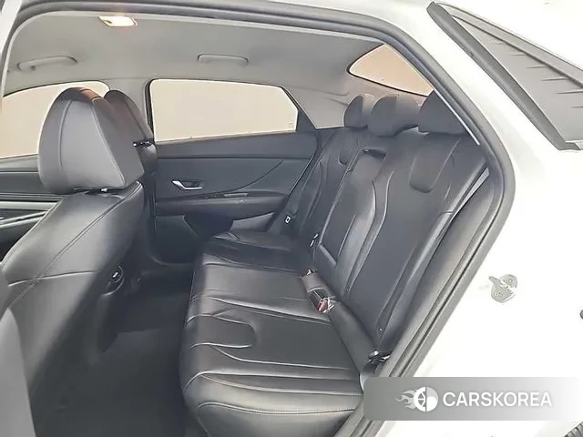 Hyundai Avante (CN7) 2022 Белый из Кореи, фото 3