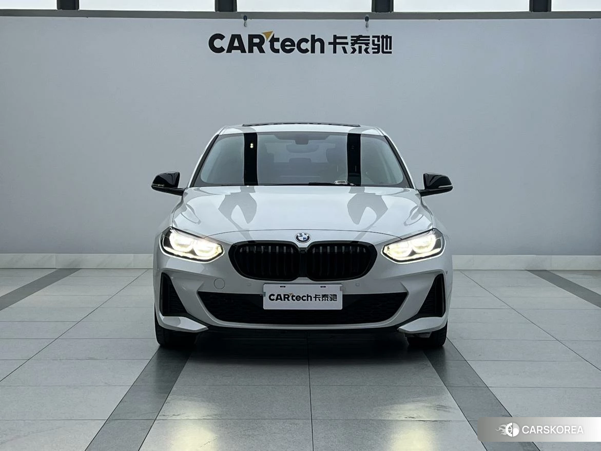 BMW 1 series 2020 Белый из Китая, фото 3