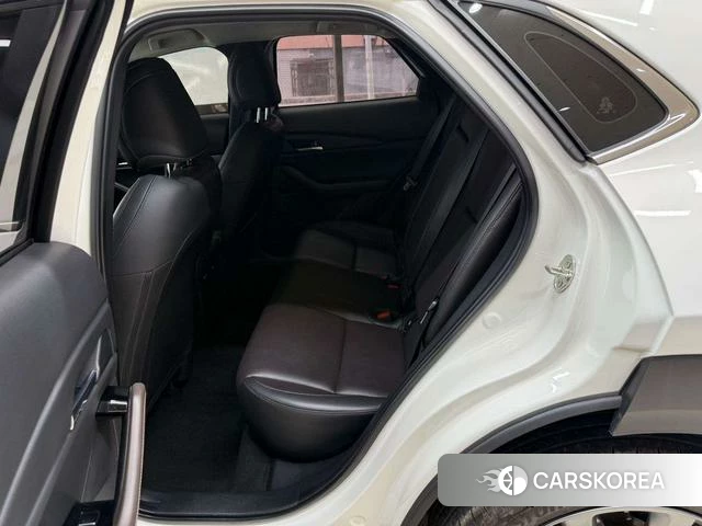 Mazda CX-30 2023 Белый из Китая, фото 3