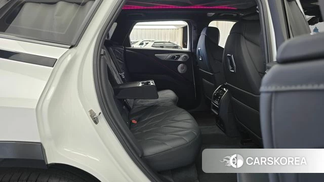 BMW XM (G09) 2023 Белый из Кореи, фото 3