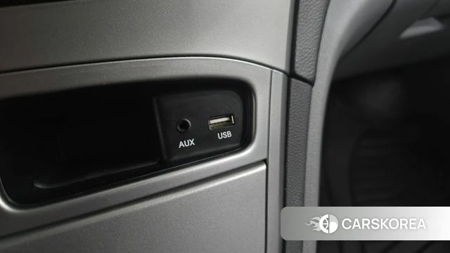 Hyundai The New Grand Starex 2019 Белый из Кореи, фото 3