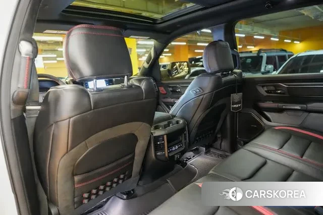 Dodge Lampicup 2022 Белый из Кореи, фото 3