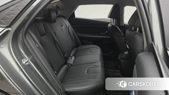 Hyundai The New Avante (CN7) 2024 Серый из Кореи, фото 3