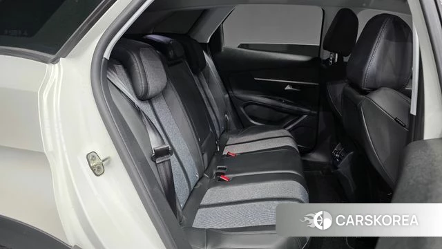 Peugeot 3008 second generation 2019 Белый из Кореи, фото 3