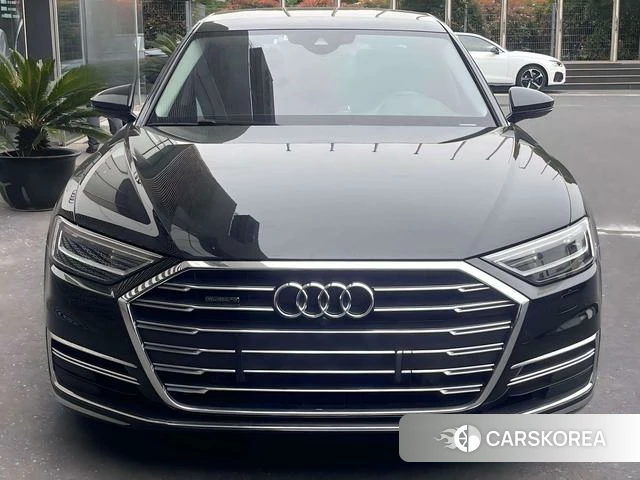 Audi A8 2021 Черный из Китая, фото 3