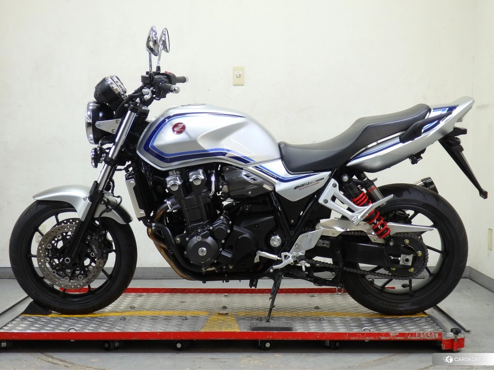 Honda CB1300SF 2023 из Японии, фото 3