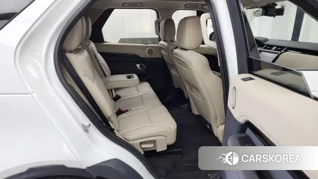 Land Rover Discovery 5 2019 Белый из Кореи, фото 3