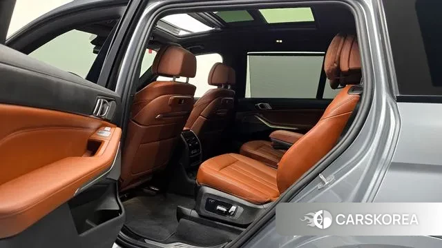 BMW X7 (G07) 2022 Серый из Кореи, фото 3