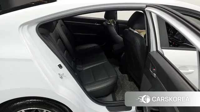 Hyundai The New Avante AD 2018 Белый из Кореи, фото 3