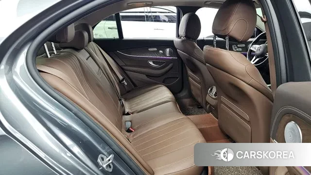 Mercedes-Benz E-Class W213 2018 Серый из Кореи, фото 3