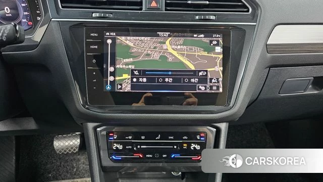 Volkswagen Tiguan Allspace 2024 Белый из Кореи, фото 3