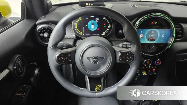 Mini Cooper Electric 2023 Белый из Кореи, фото 3