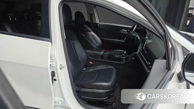 Kia Sportage 5th Generation 2022 Белый из Кореи, фото 3