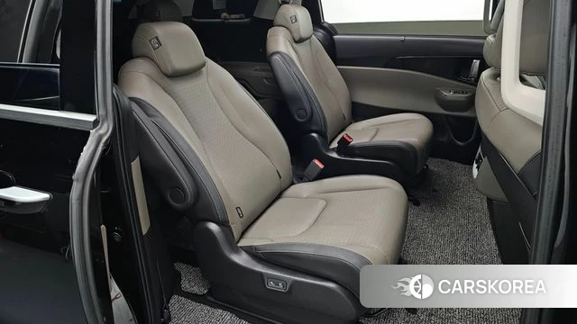 Kia The New Carnival 4th Generation 2024 Черный из Кореи, фото 3
