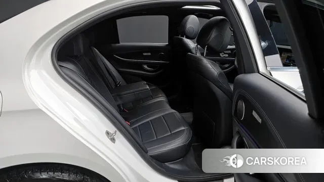 Mercedes-Benz E-Class W213 2021 Белый из Кореи, фото 3