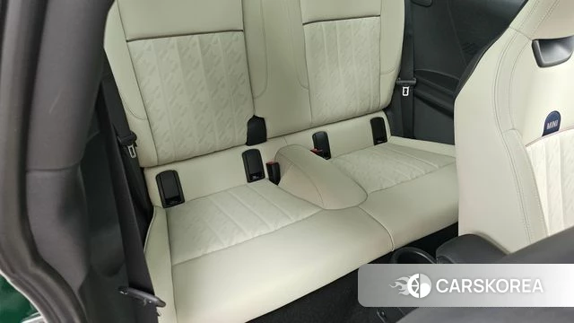 Mini Cooper S 4th Generation 2025 Зеленый из Кореи, фото 3