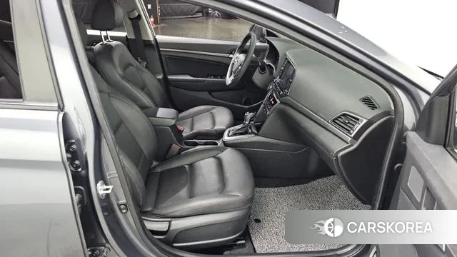 Hyundai Avante AD 2018 Серый из Кореи, фото 3