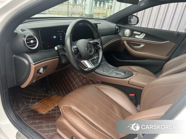 Mercedes-Benz E-class (imported) 2021 Белый из Китая, фото 3