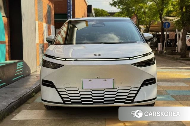 Xiaopeng Motors Xiaopeng X9 2025 Белый из Китая, фото 3