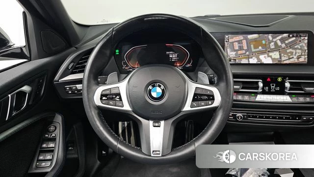 BMW 1 Series (F40) 2024 Белый из Кореи, фото 3