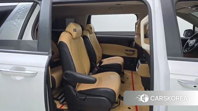Kia Carnival 4th generation 2021 Белый из Кореи, фото 3