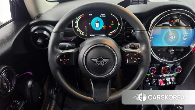 Mini Cooper 2023 Белый из Кореи, фото 3