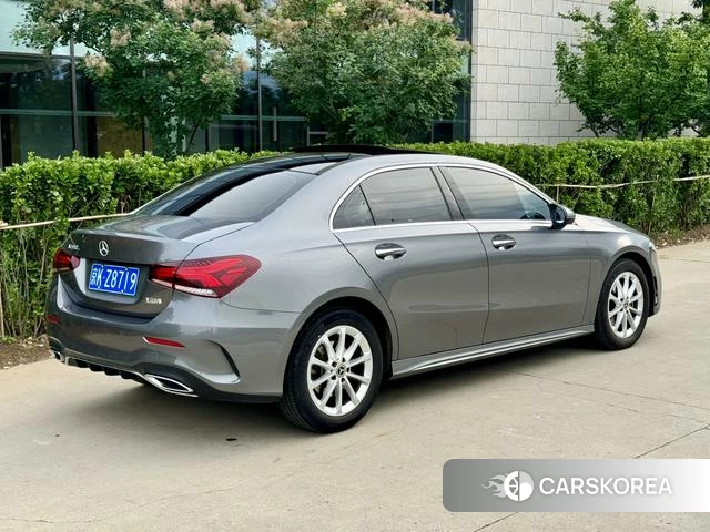 Mercedes-Benz Class A 2021 Темно-серый из Китая, фото 3