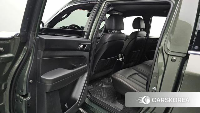 Ssangyong The New Rexton Sport 2023 Темно-зеленый из Кореи, фото 3