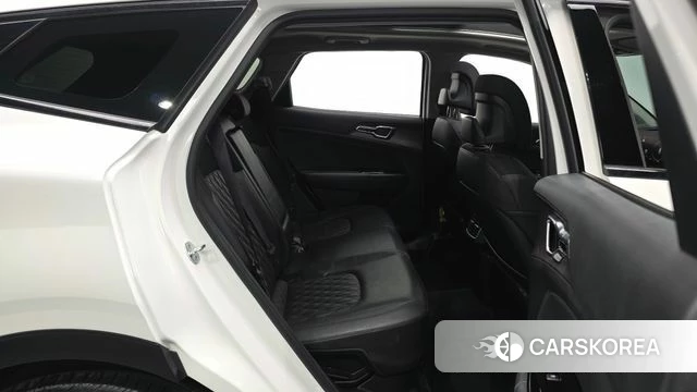 Kia Sportage 5th Generation Hybrid 2022 Белый из Кореи, фото 3