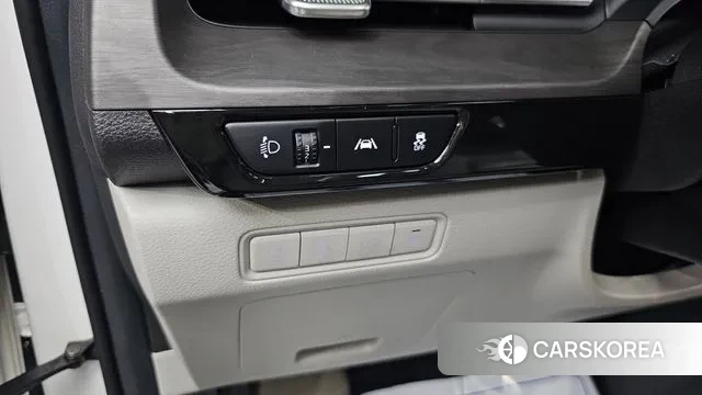 Kia Carnival 4th generation 2023 Белый из Кореи, фото 3