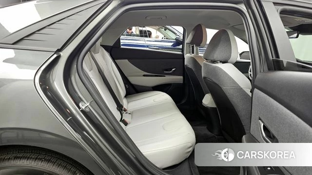 Hyundai Avante (CN7) 2021 Серый из Кореи, фото 3