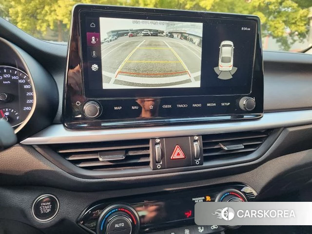 Kia The New K3 2nd generation 2022 Белый из Кореи, фото 3