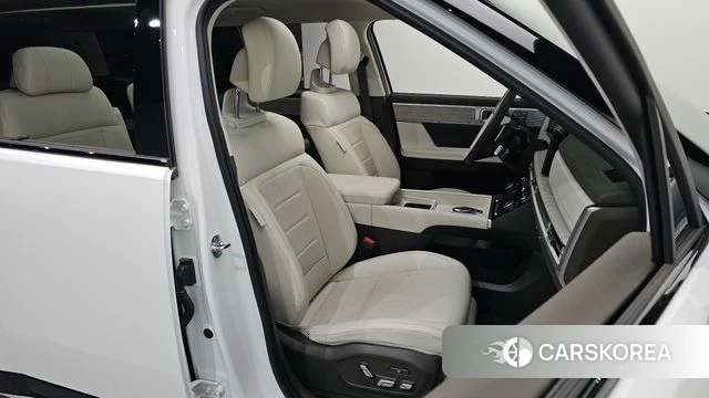 Hyundai Santa Fe (MX5) 2025 Белый из Кореи, фото 3