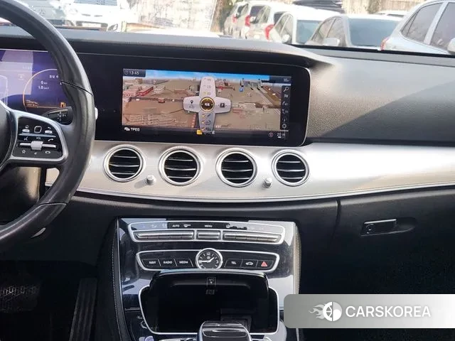 Mercedes-Benz E-Class W213 2019 Черный из Кореи, фото 3