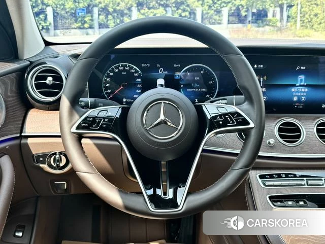 Mercedes-Benz E-class 2023 Черный из Китая, фото 3